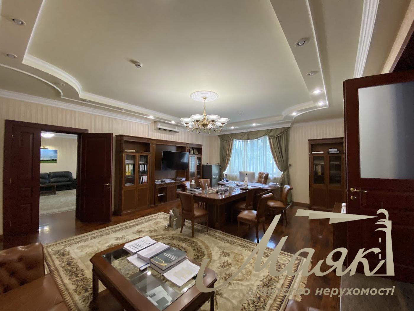 Аренда ОСЗ в правительственном квартале (4000м2) ул. Липкская