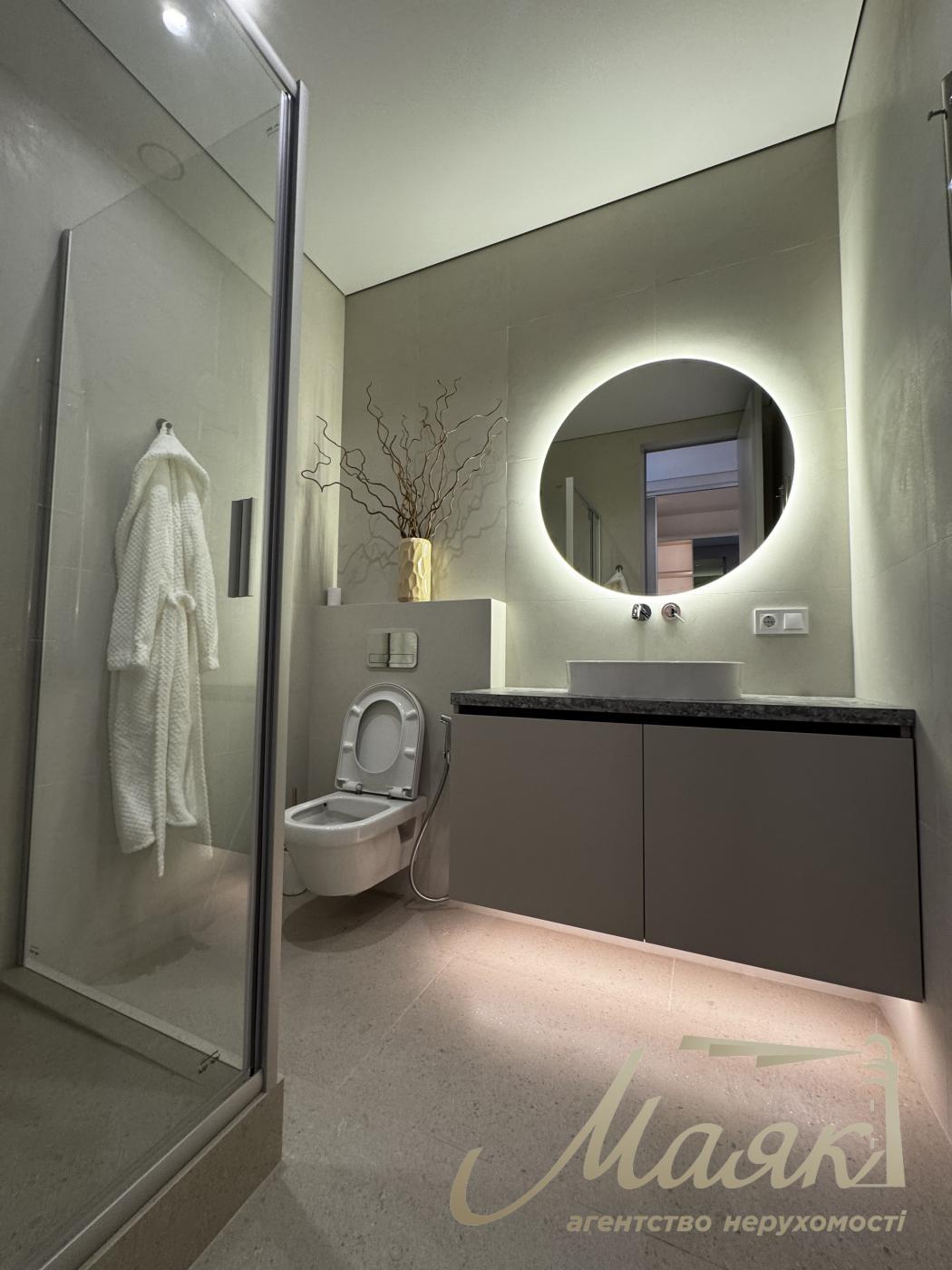 Продажа квартиры 65 кв.м в ЖК Бульвар Фонтанов|Печерск