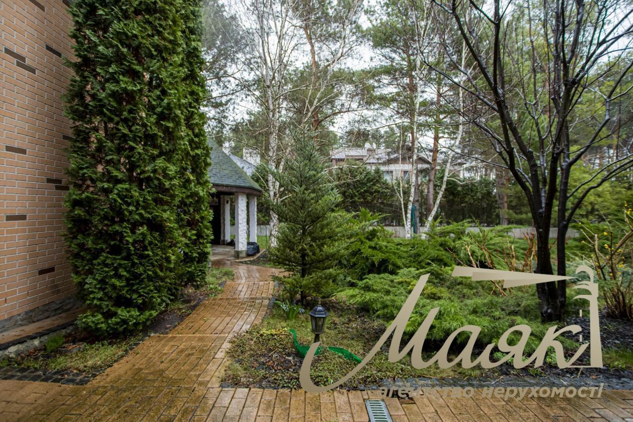 Sale of house 420 m2 in elite KG Solnechnaya Dolina, Romankov