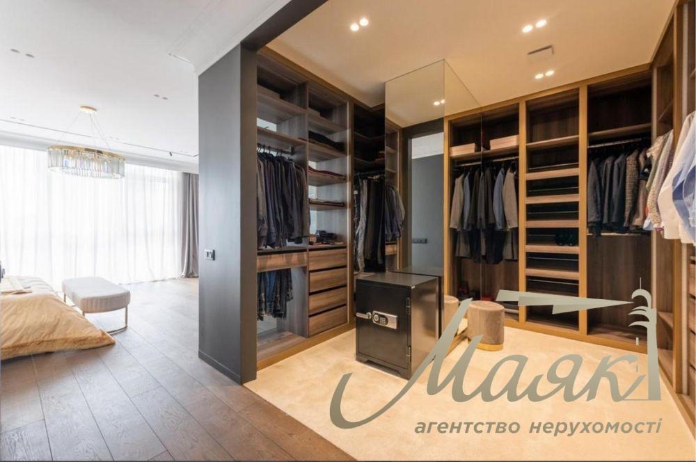 Продаж просторої 5-кімнатної квартири в ЖК "Французький квартал 2" , вул. Джонна Макейна, Печерський район.