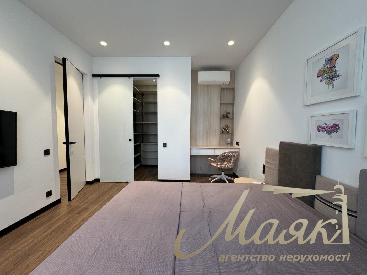 Продажа 3к квартиры 150м2 в ЖК Новопечерские липки, Драгомирова 17, Печерск, Киев