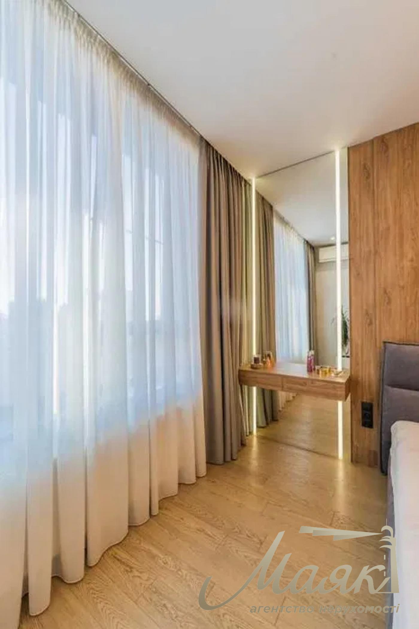 For sale 3-bedroom apartment 107m2, LCD "Tetris Hall" Pecherskyi