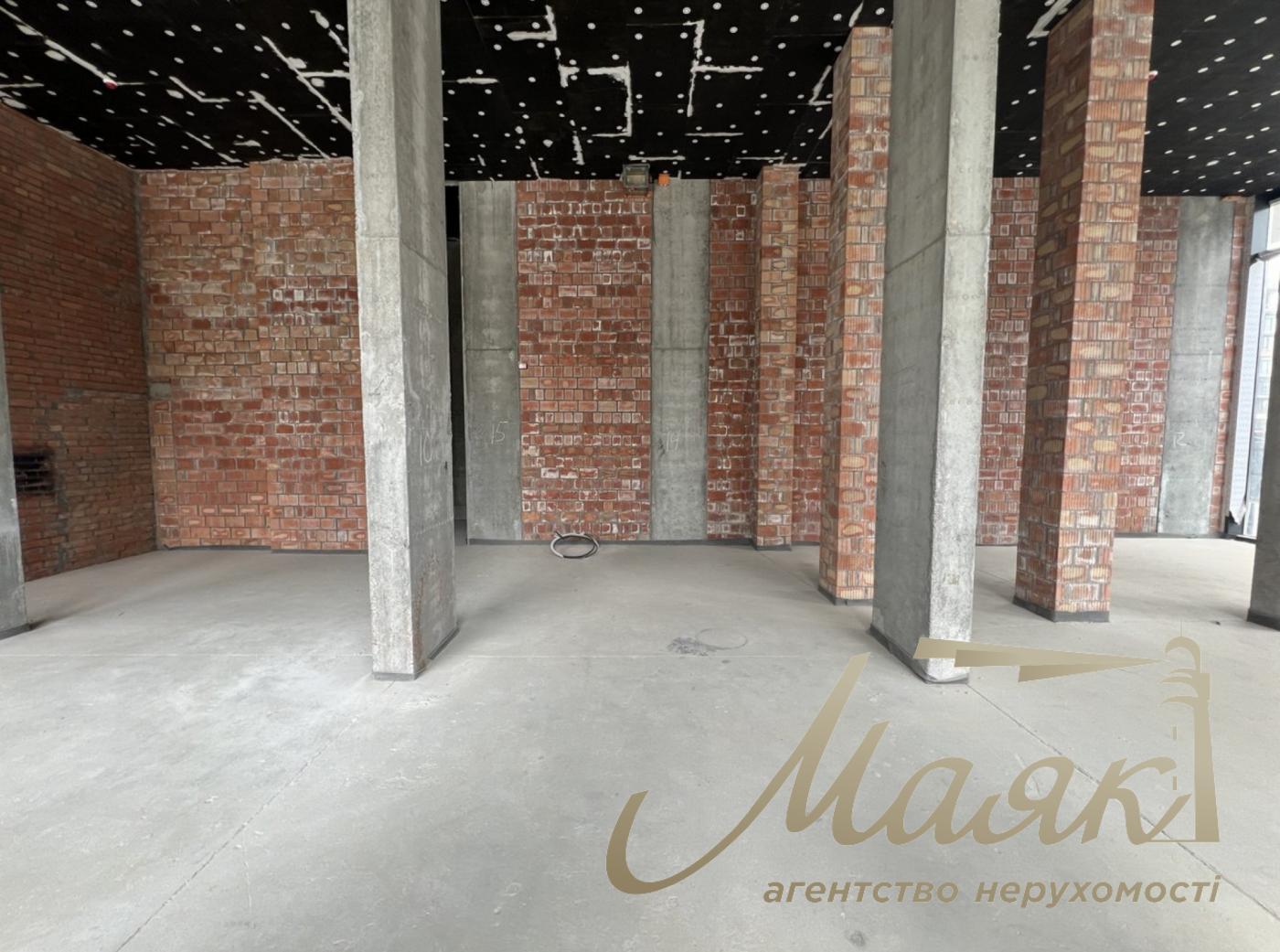 Аренда фасадного помещения 113,3м2 , ЖК UNIT HOME.