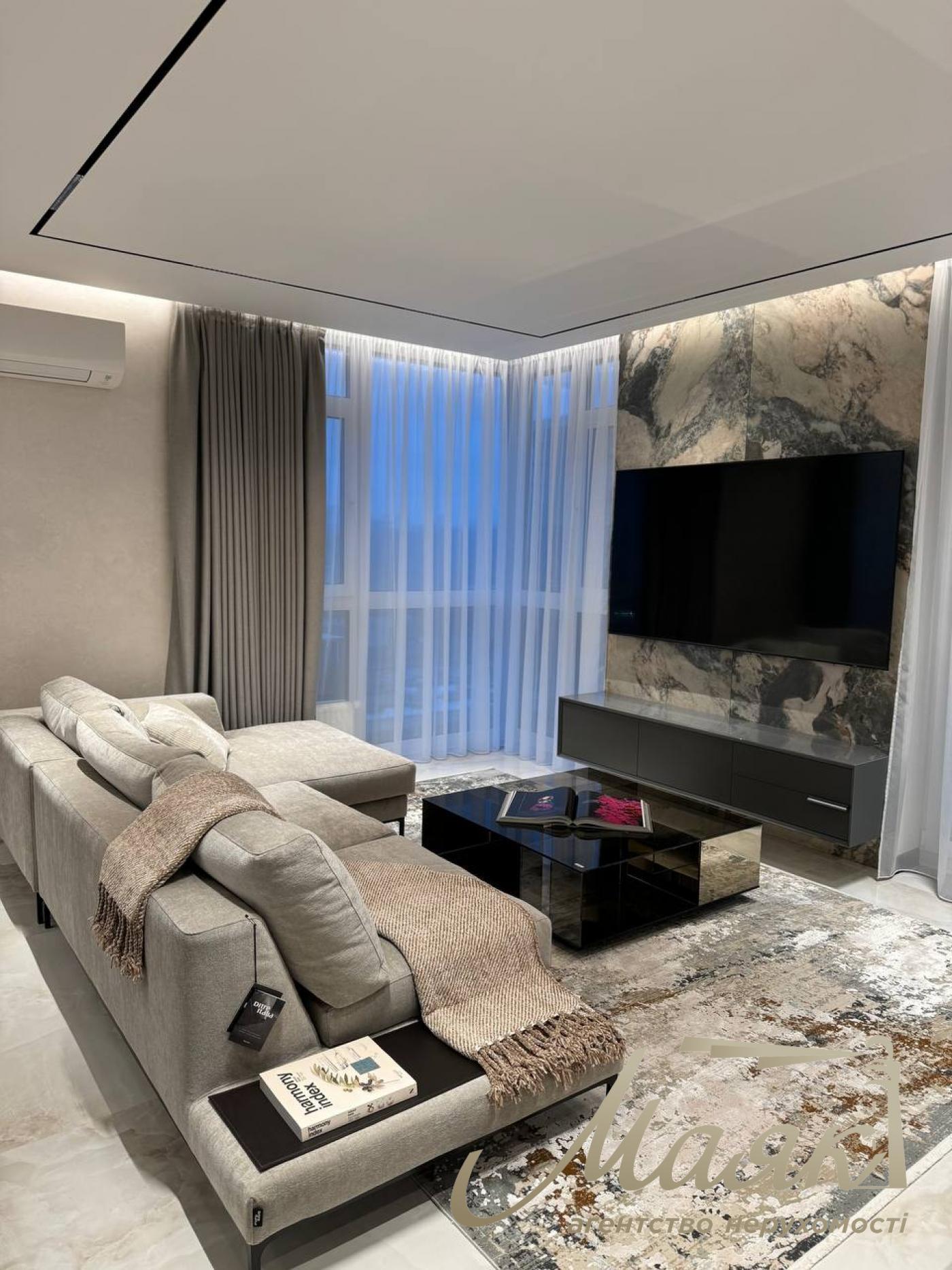 Продажа 3к квартиры  ЖК Французский Квартал-2 125м2