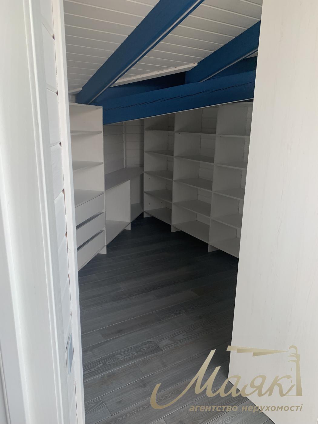 House for rent in Lesniki village near Equides Club