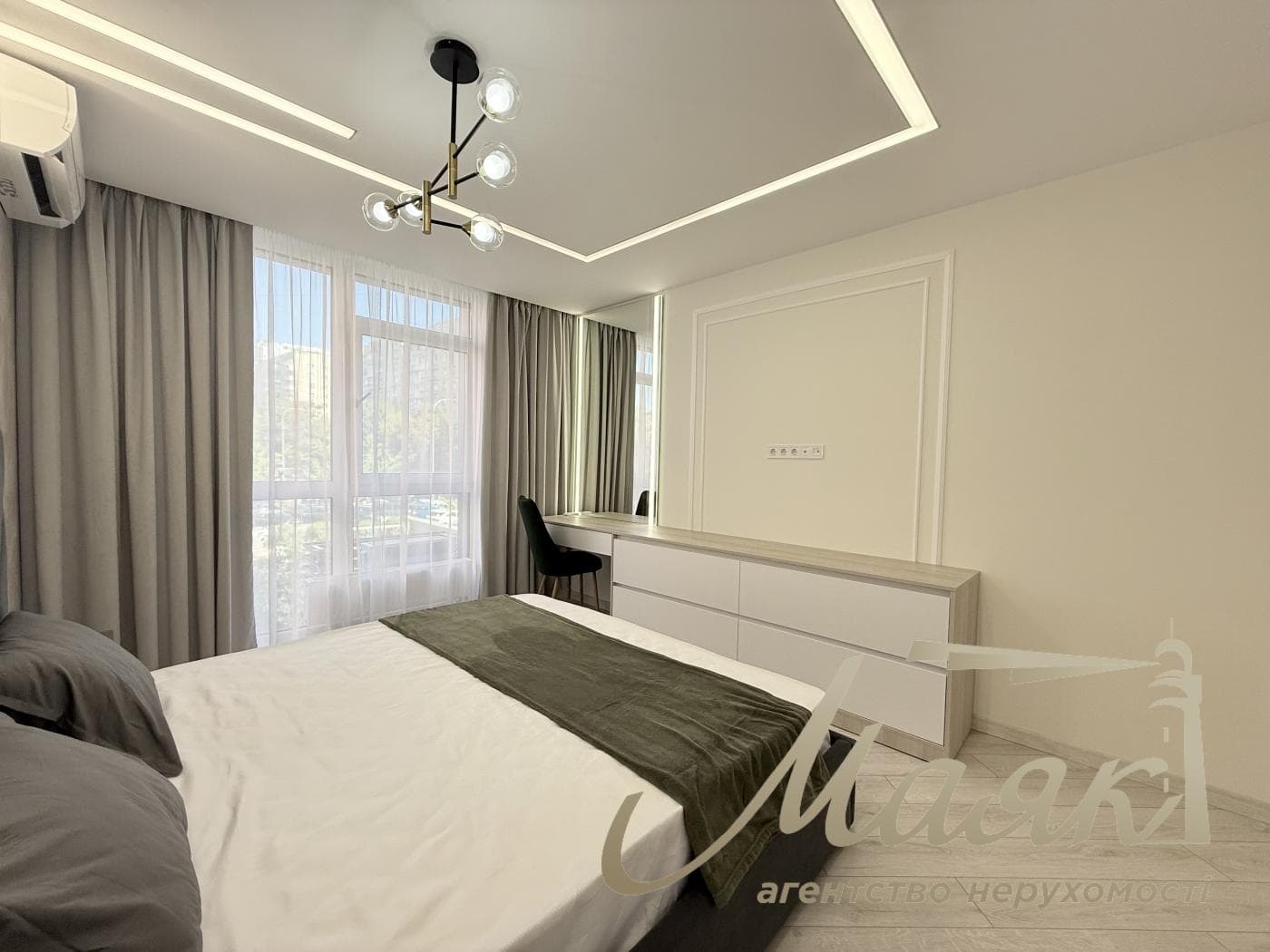 Продаж 4-кімнатної квартири площею 105 м² у ЖК «Французький квартал 2», Печерський район, Либедська
