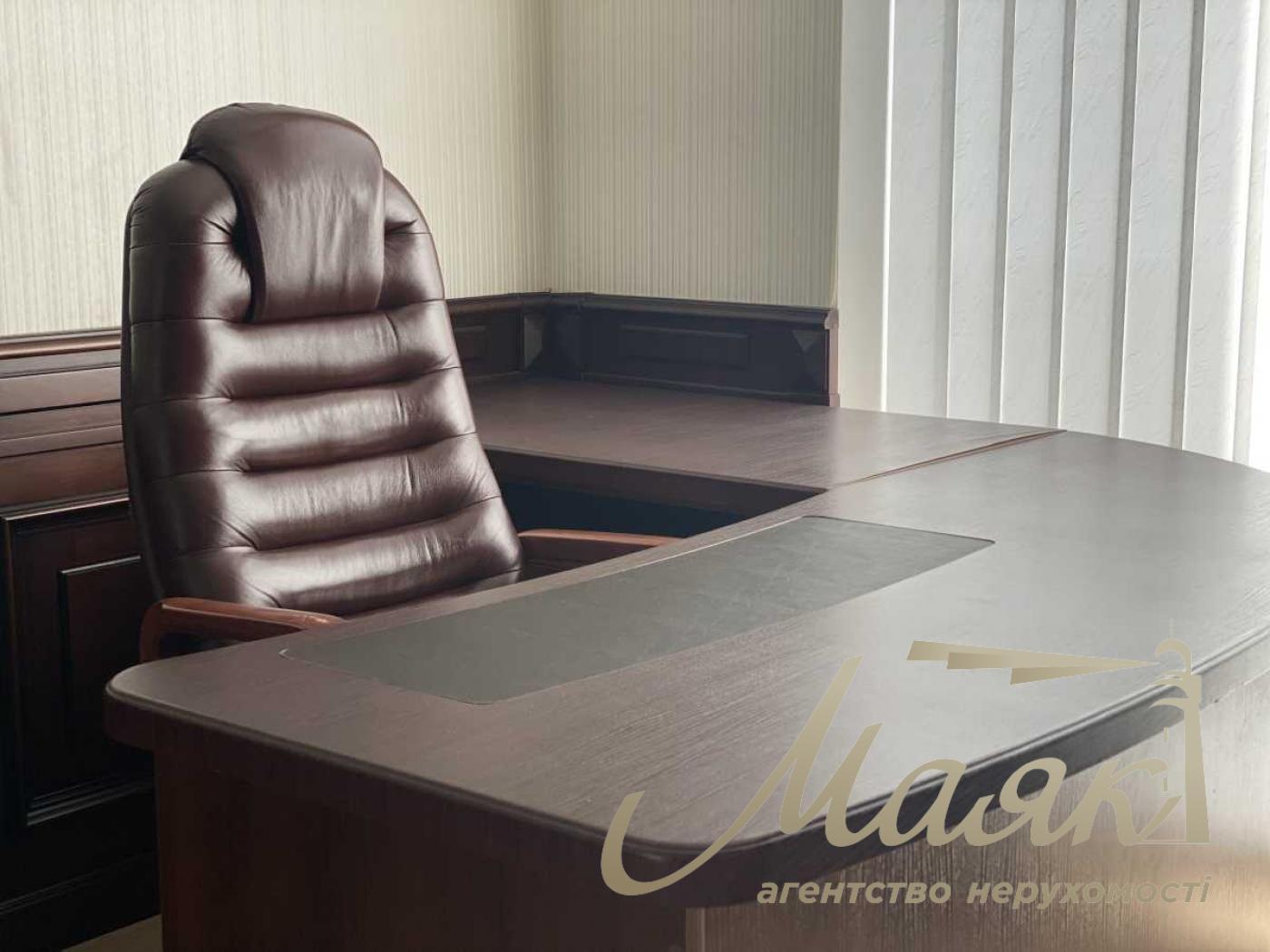 Аренда офиса 200 кв.м ул.Институтская 18А, Правительственный квартал