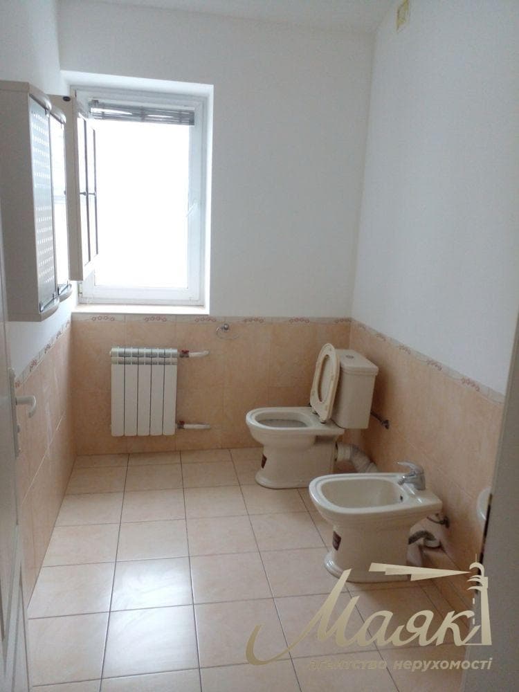 House for rent 300m2, Goloseevsky district, Kyiv, 3 minutes to the subway