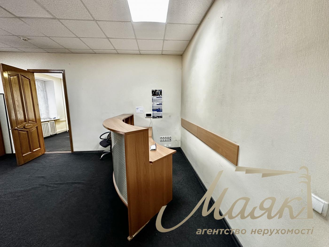 Rent Office 180m2, st. Lumumba Patrice, Pechersk