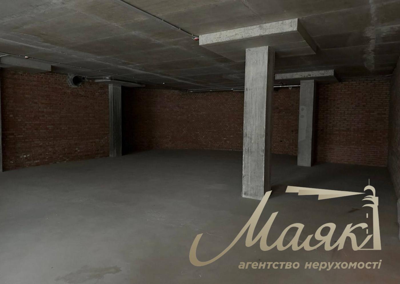 Rent front office, 215 m2, Dragomanova 31A, LCD Kovalskoy