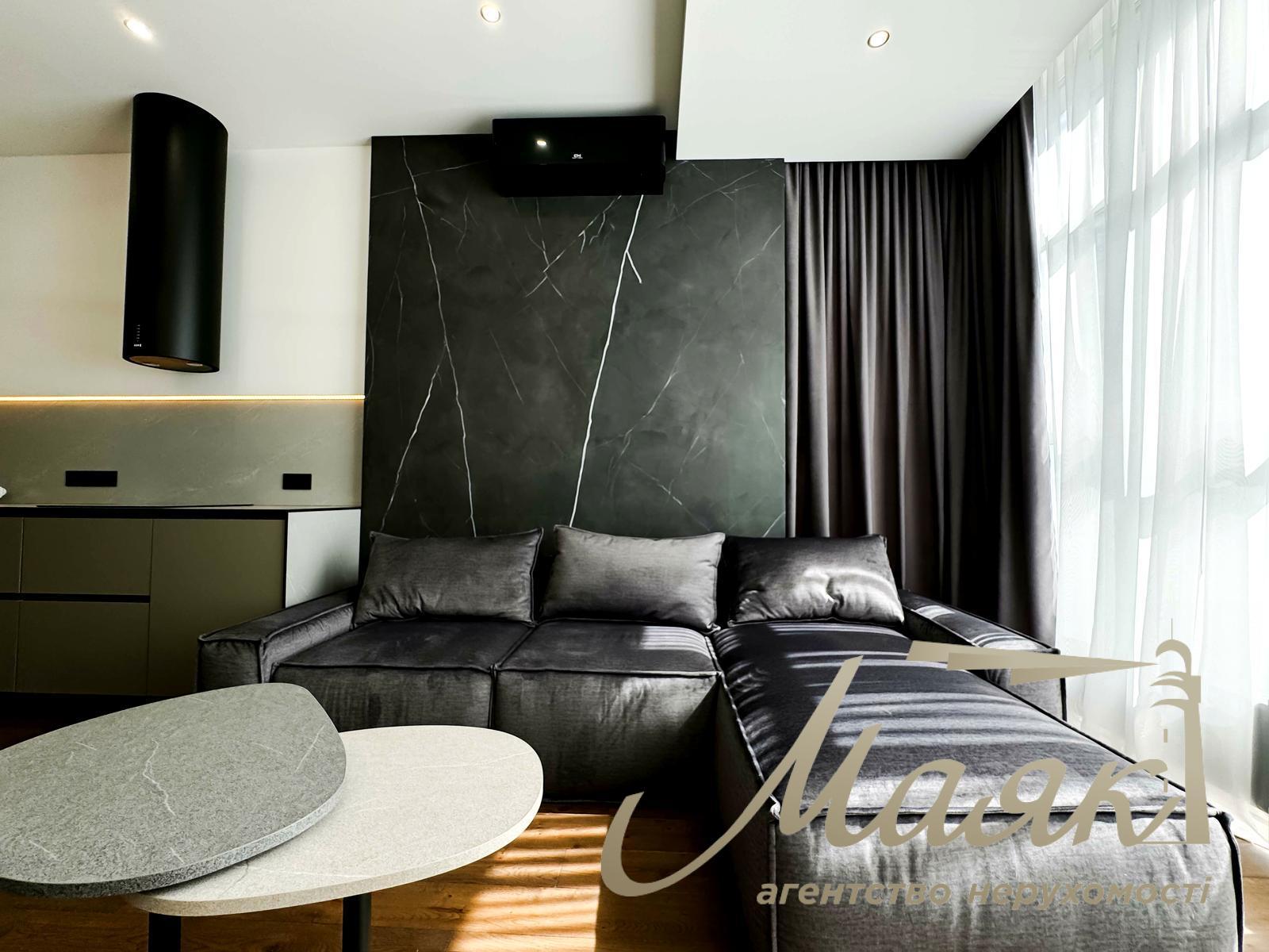 Оренда 1-кімнатної квартири 55м2 в ЖК "Новопечерські Липки", вул. Драгомирова, 15Б, Печерський район