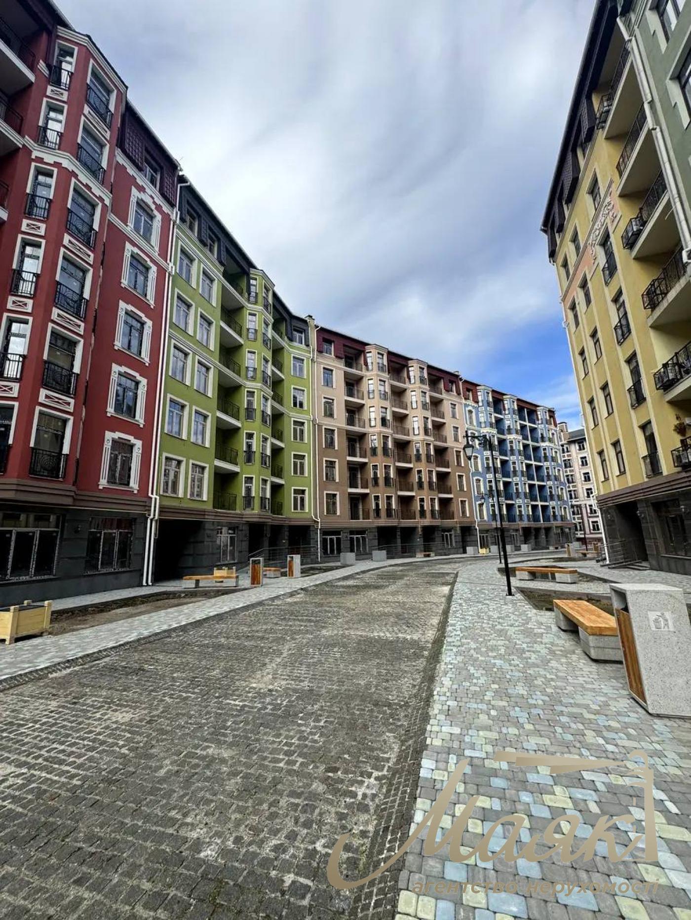 Rent duplex 3-bedroom apartment 150m2 Residential Complex Podol Grad str. Degtyarnaya 7