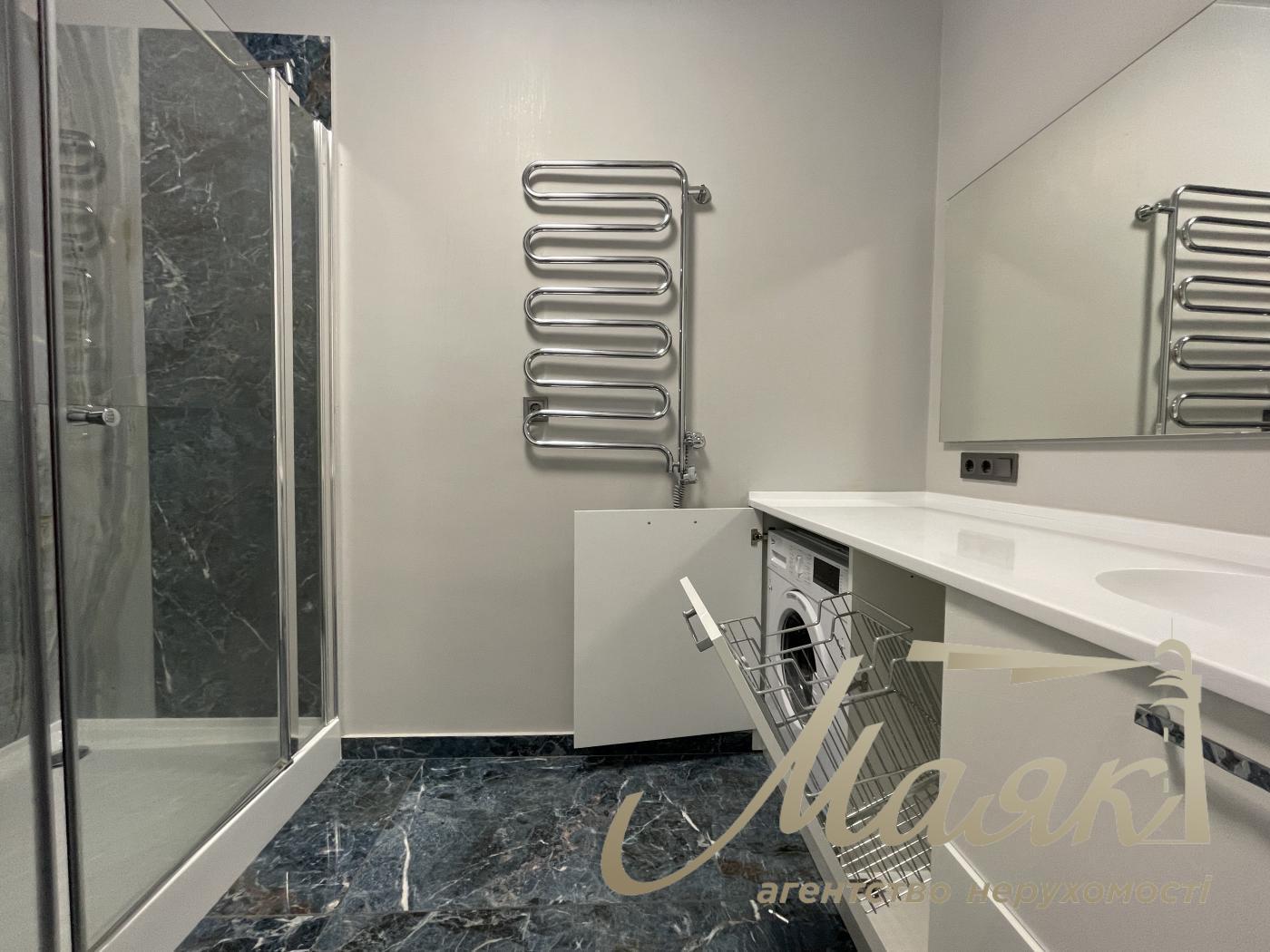 Аренда видовой 2-х комнатной квартиры в ЖК Французский квартал 2, Печерский район.