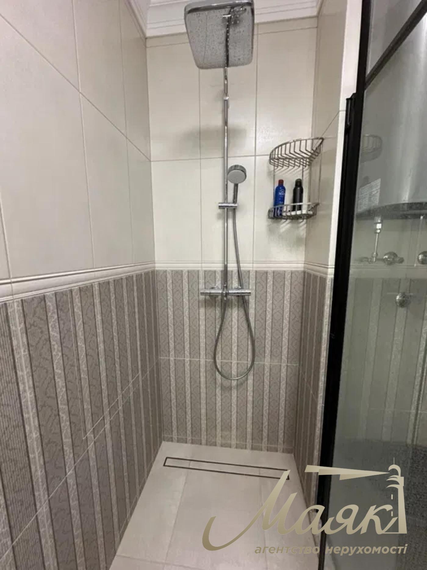 Продаж 2-к квартири в ЖК Граф Толстой, Центр