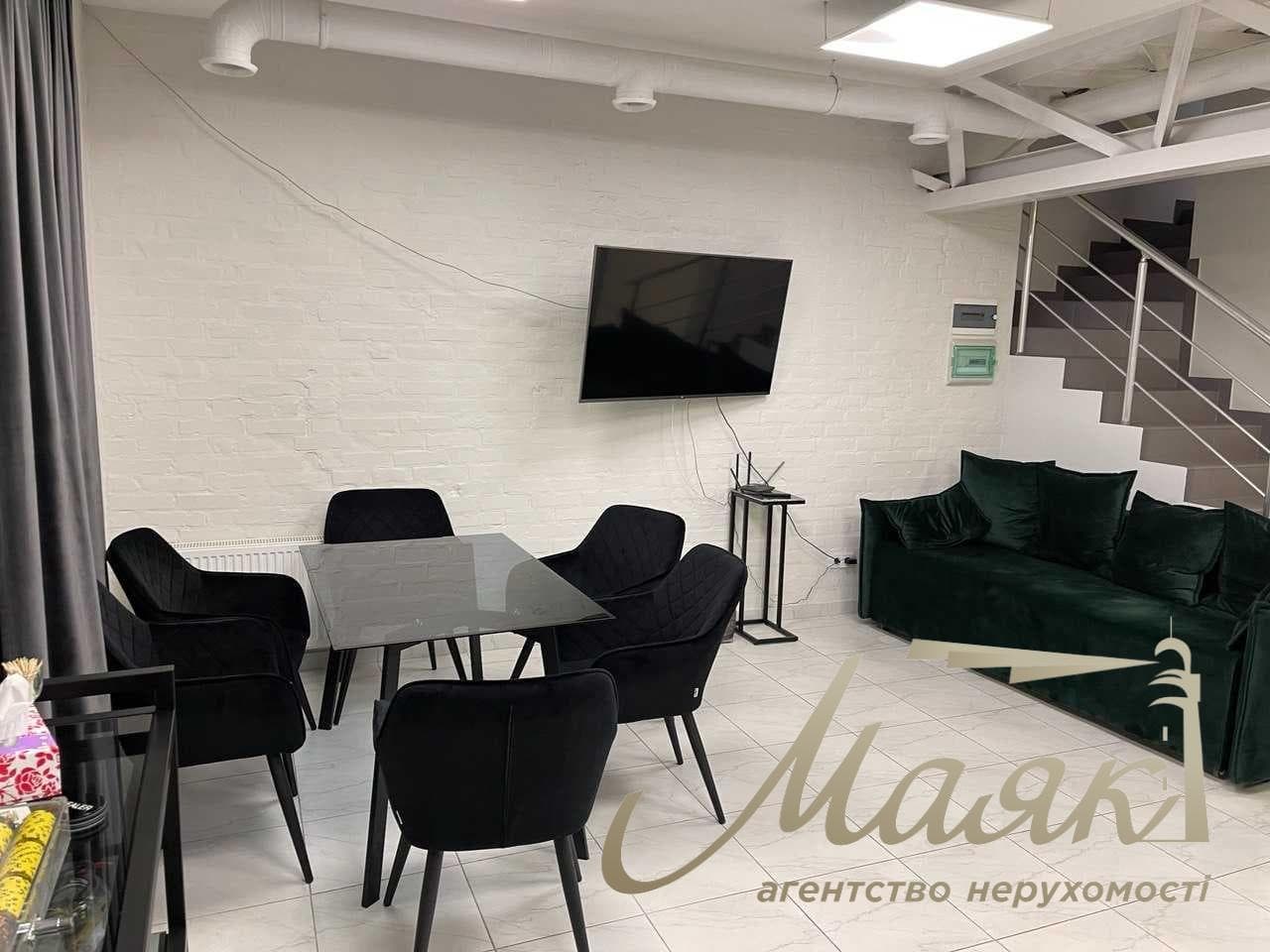 Продаж комерційного приміщення площею 103,5 м², 1-й поверх + цоколь, вул. Липська, Печерськ