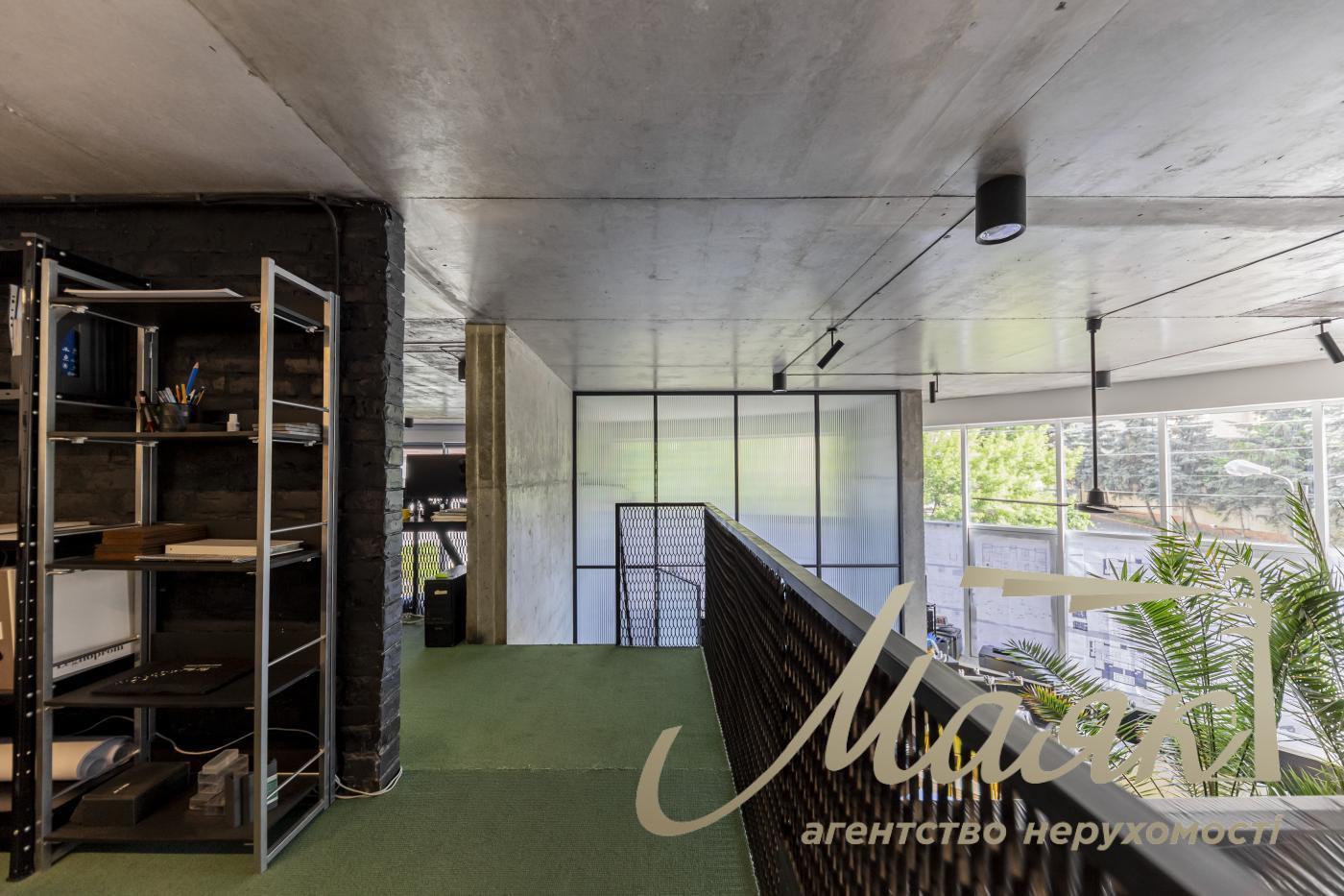 Sale of commercial premises 160 m2 in residential complex Prestige Hall, Tyutyunnika 37/1, Center