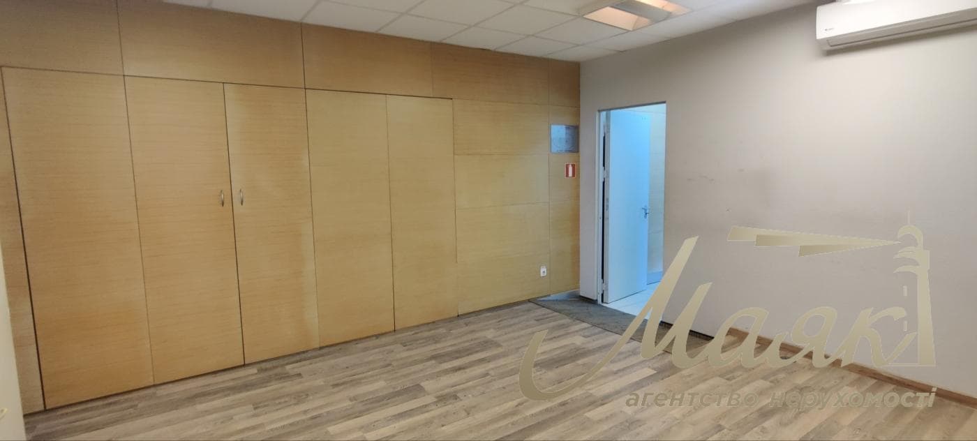 Оренда офісу площею 1620 м² у бізнес-центрі класу А «Парус», вул. Мечникова, 2, Печерськ.