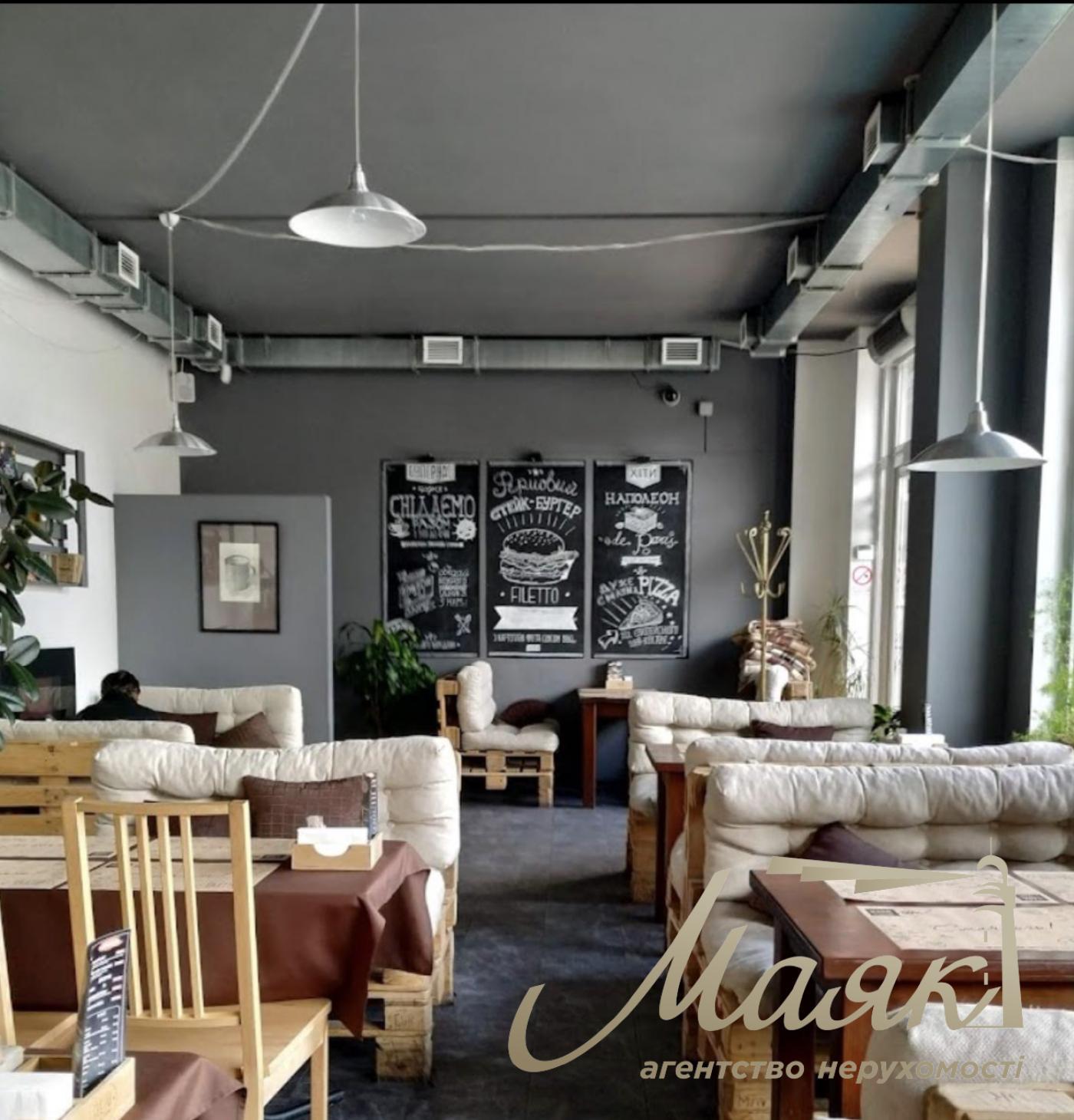 Rent a facade room 120m2 in LCD "Perlina Cadet Guyu" Ernst Fedor str., Chokolovka, Kiev