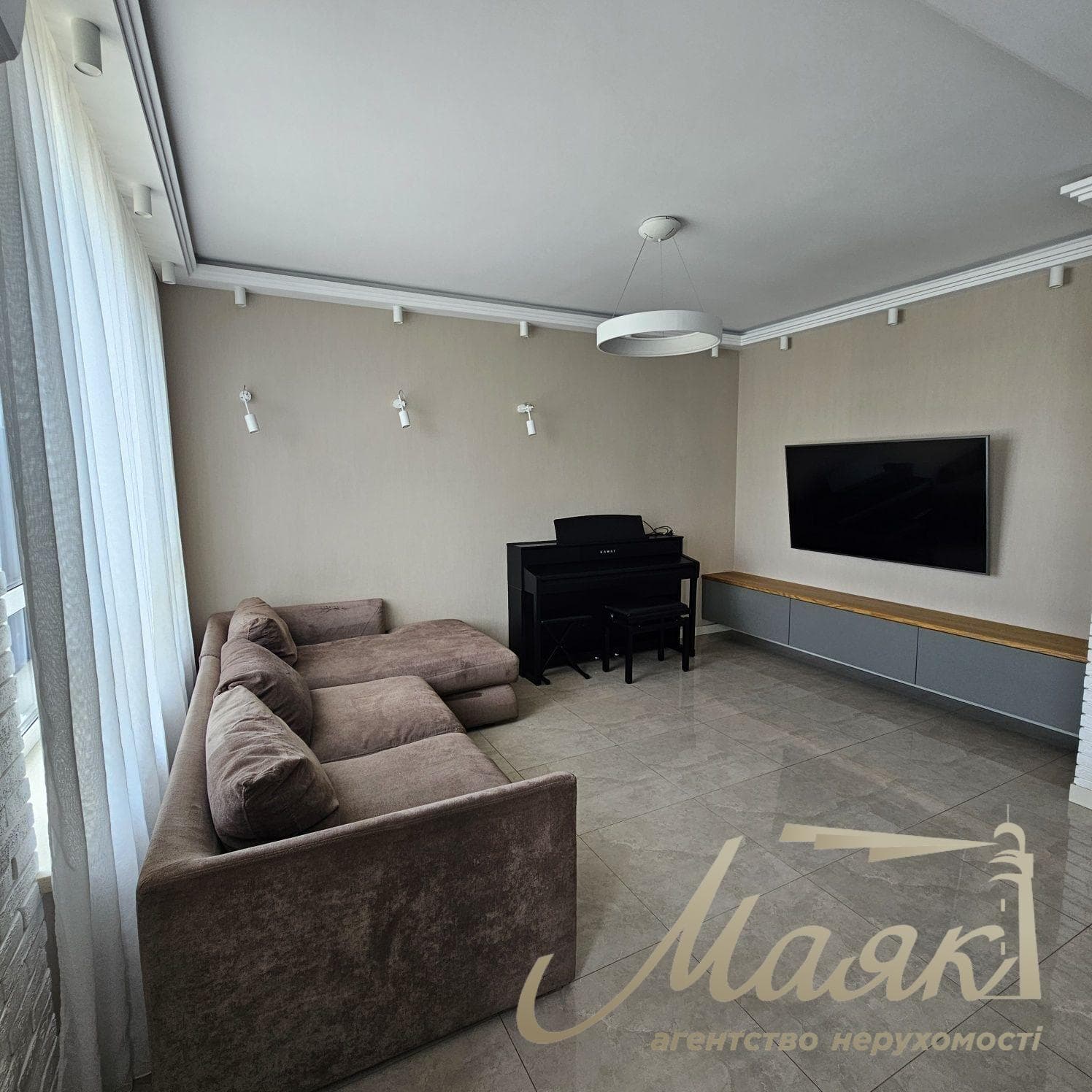 Продаж 4-кімнатної квартири, 1є18 м², ЖК «Зарічний»