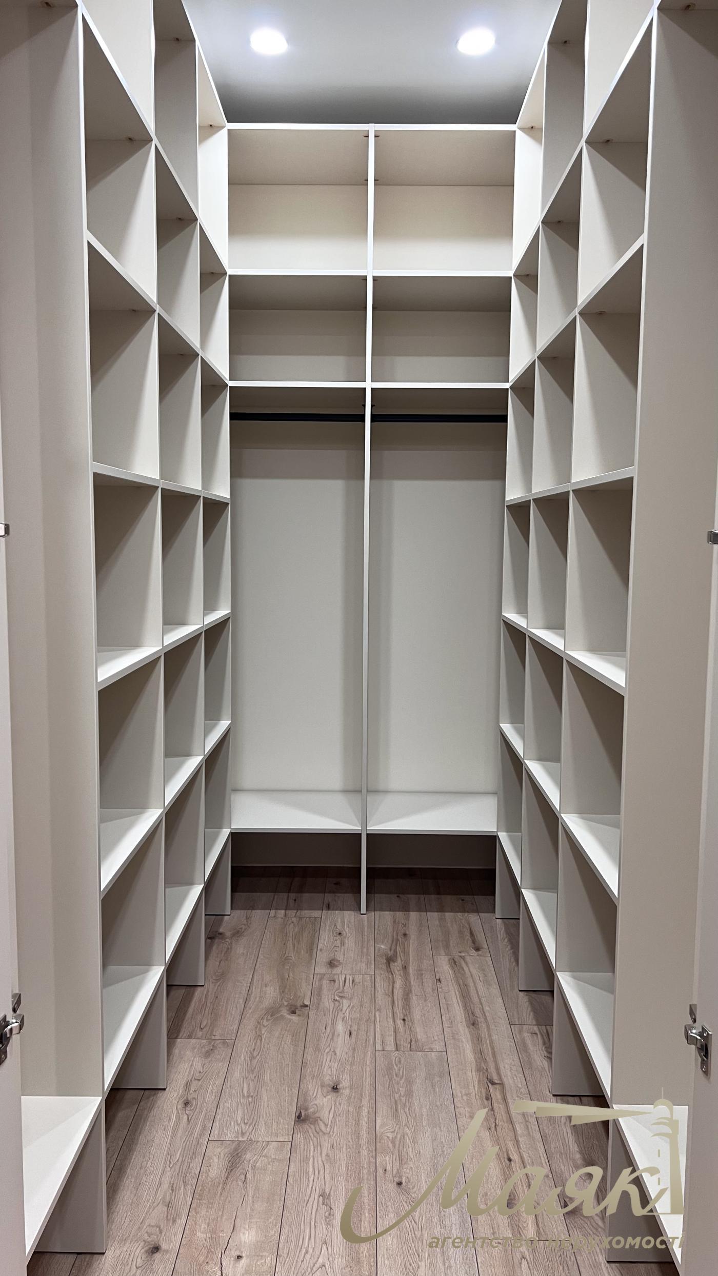 Продажа 2-комнатной квартиры 65м2,ЖК «Владимирский», ул. Антоновича, 109