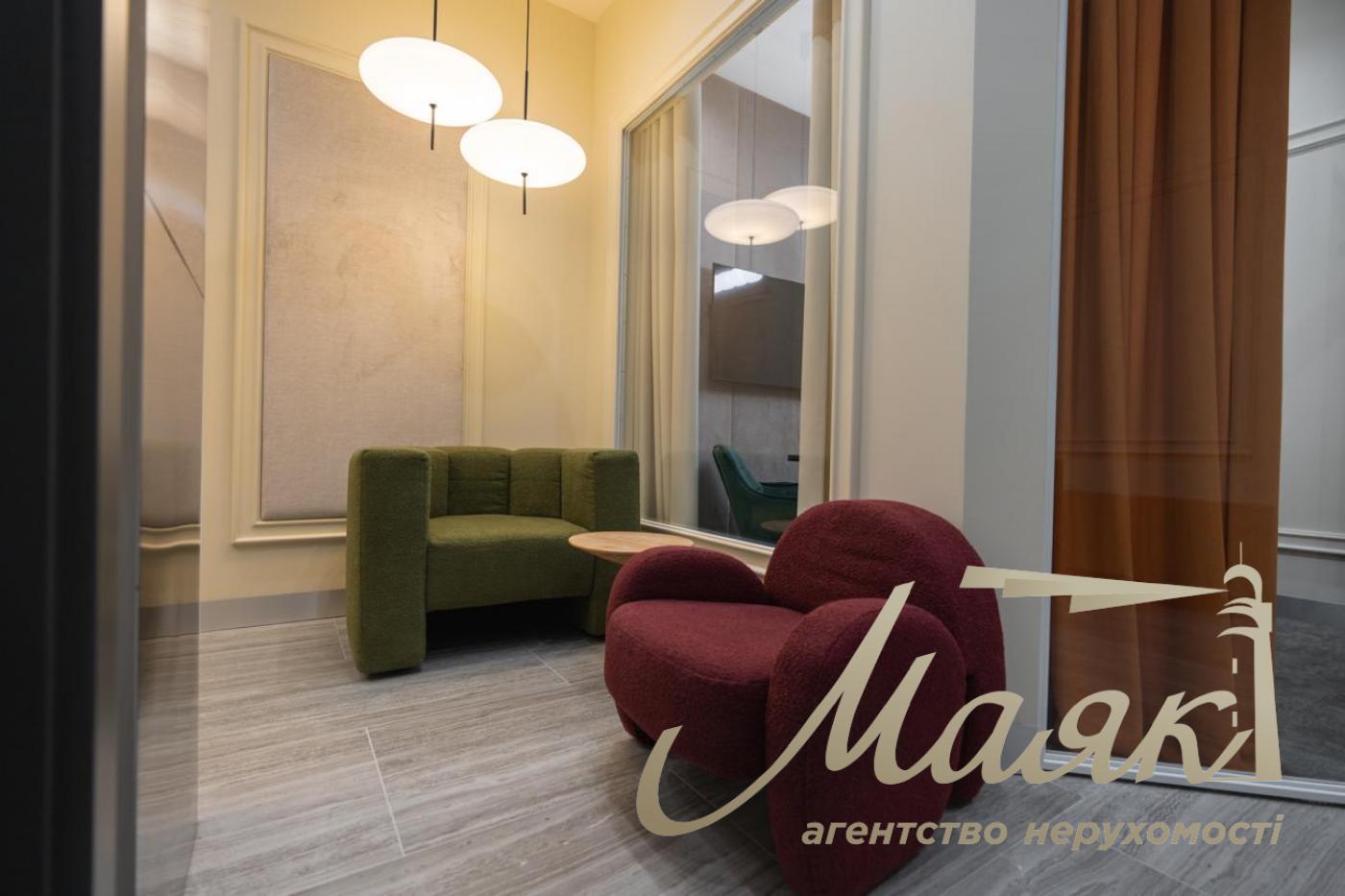Office for rent in the center, Antonovicha str.