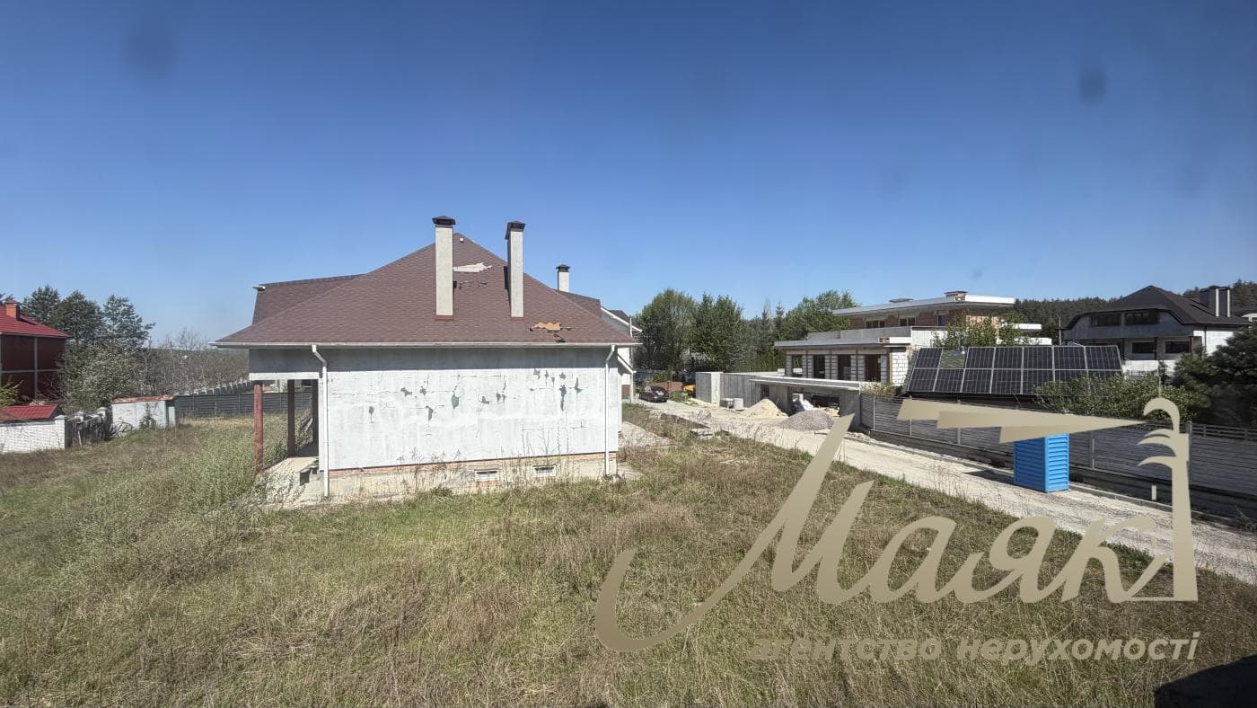 For sale two-storey house 270m2 in village Kremenishche, Kyiv-Svyatoshinsky district