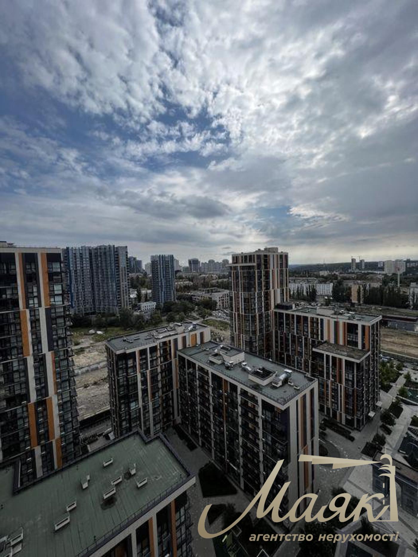 Продажа 3к квартира ЖК Французский квартал 2