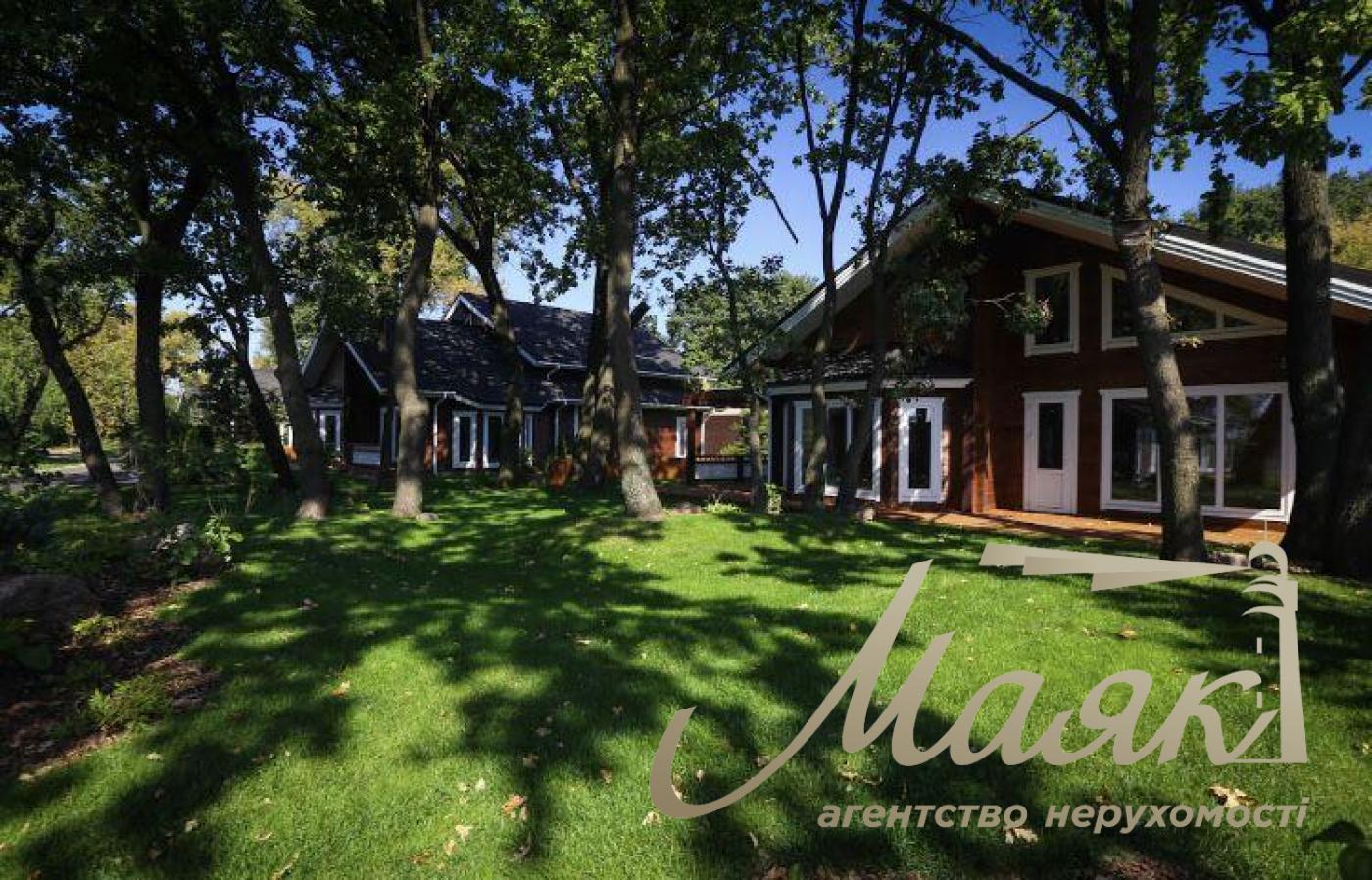 Оренда 2х-поверхового будинку 270м2, Дарницький район, Осокорки, Київ