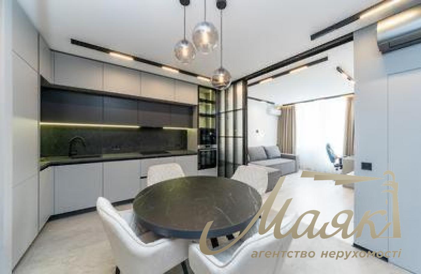 Продаж 3-кімнатної квартири ЖК Новопечерська вежа