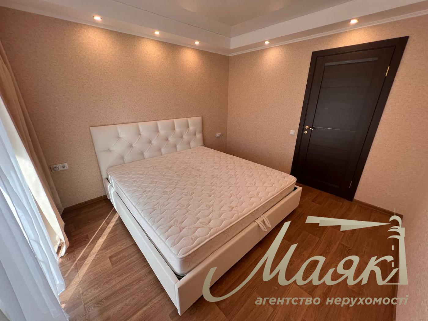 Продажа 2к квартиры на улице Половецкая, Татарка, Лукьяновка