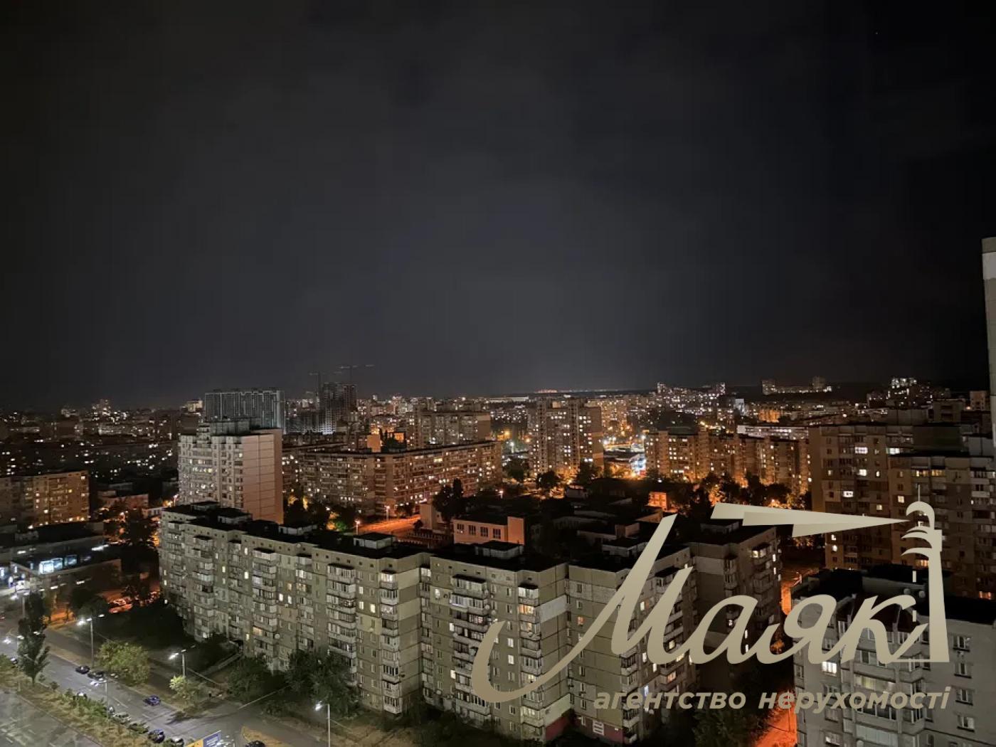 Продаж 2-х кімнатної квартири, 62 м2 в ЖК Лебединий Ревуцького Харківська Осокорки Позняки