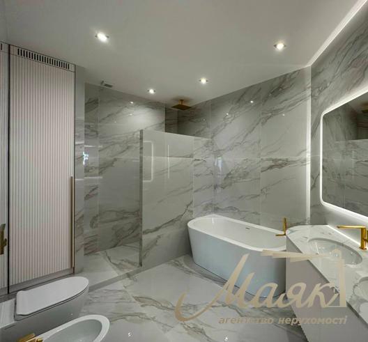 Sale of apartment with view (137m2) Residential complex River Stone, Truskavetskaya st. 10G