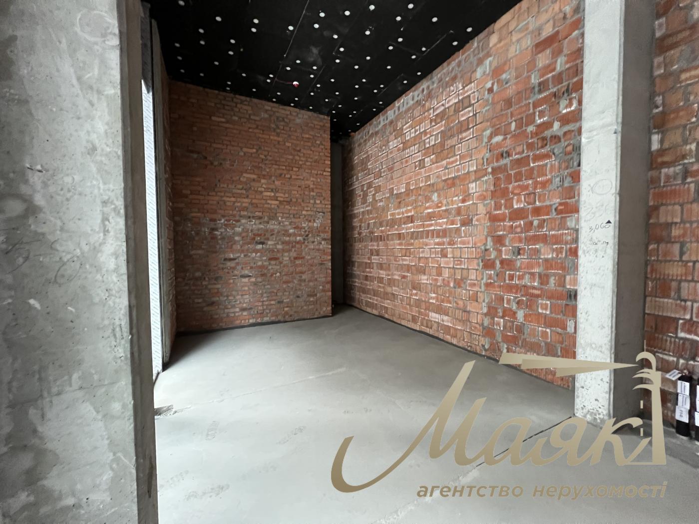 Sale of facade premises 26.3 m2, residential complex UNIT HOME.