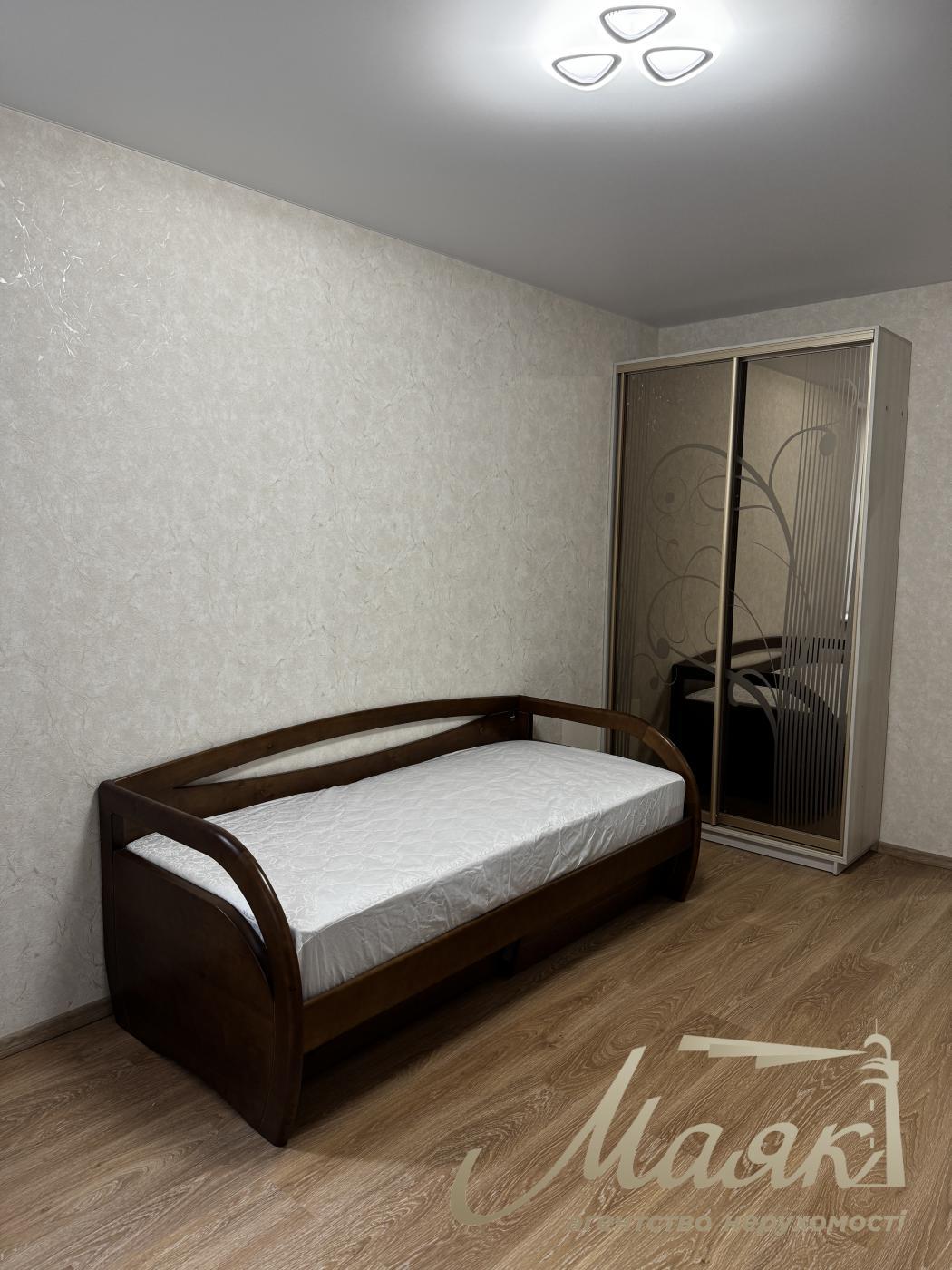 Оренда 2к. квартири в ЖК Комфорт Таун, Регенераторна вул., 4 к1-9