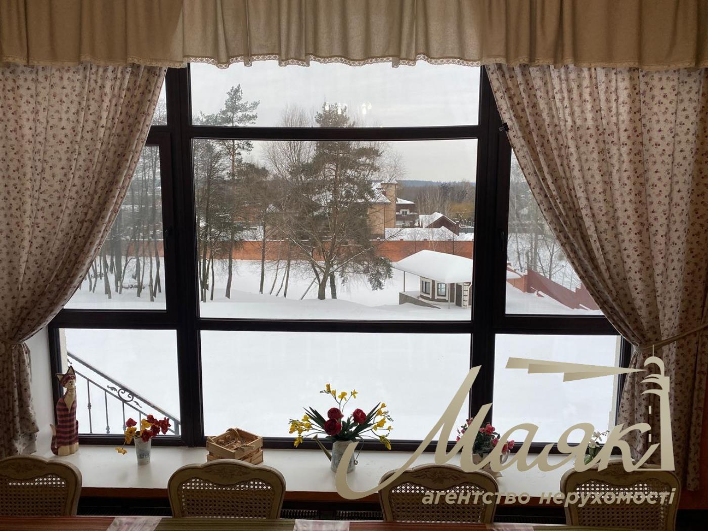 House for sale 1000 m2 Gostomel