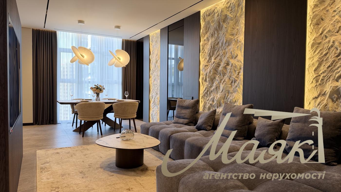 Продаж квартири 118м2 в ЖК Новопечерськие липки, ул. Андрея Верхогляда 15Б. (Михайла Драгомирова)