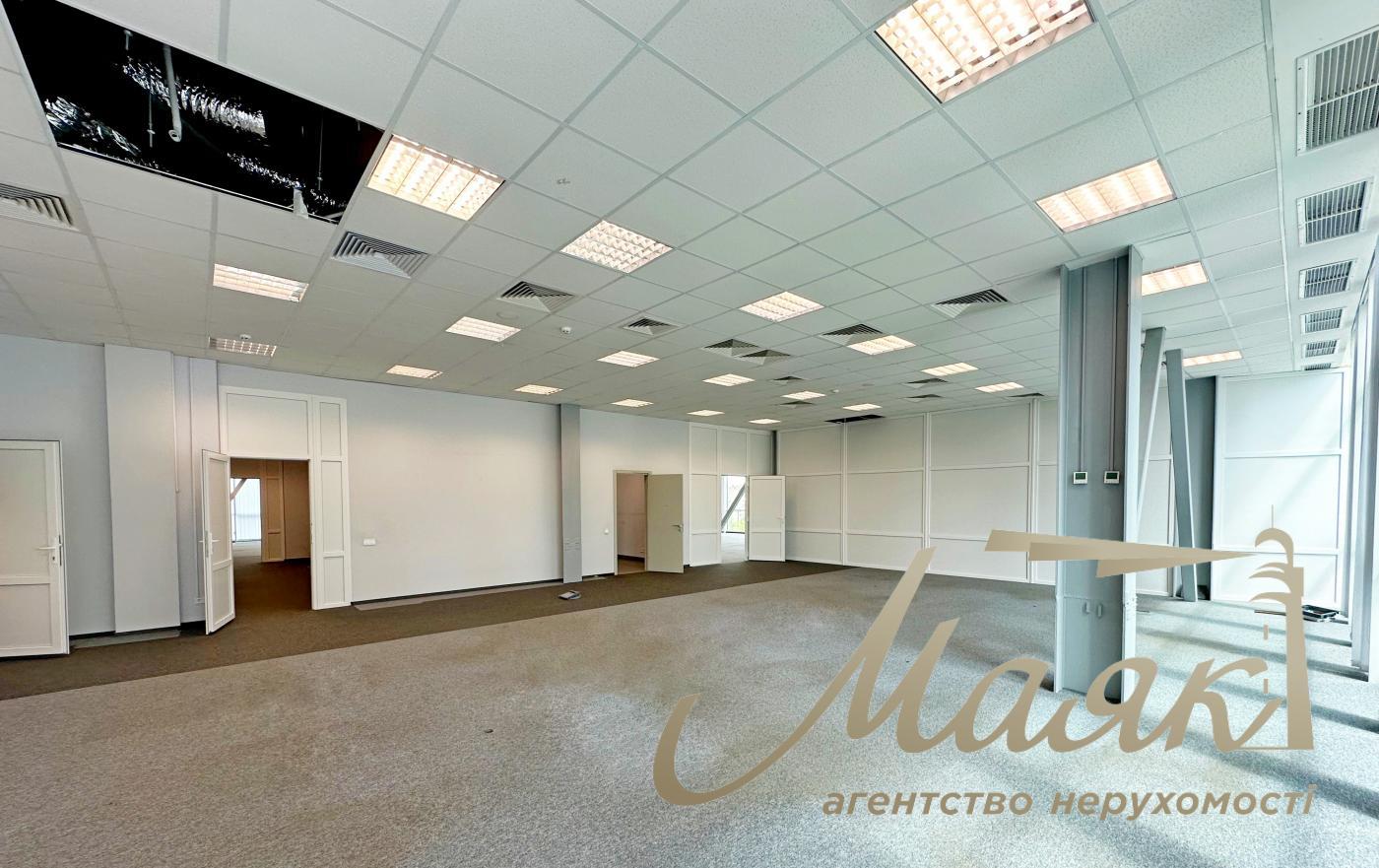 Аренда офисного помещение 652м2 с в бизнес центре, Соломенка