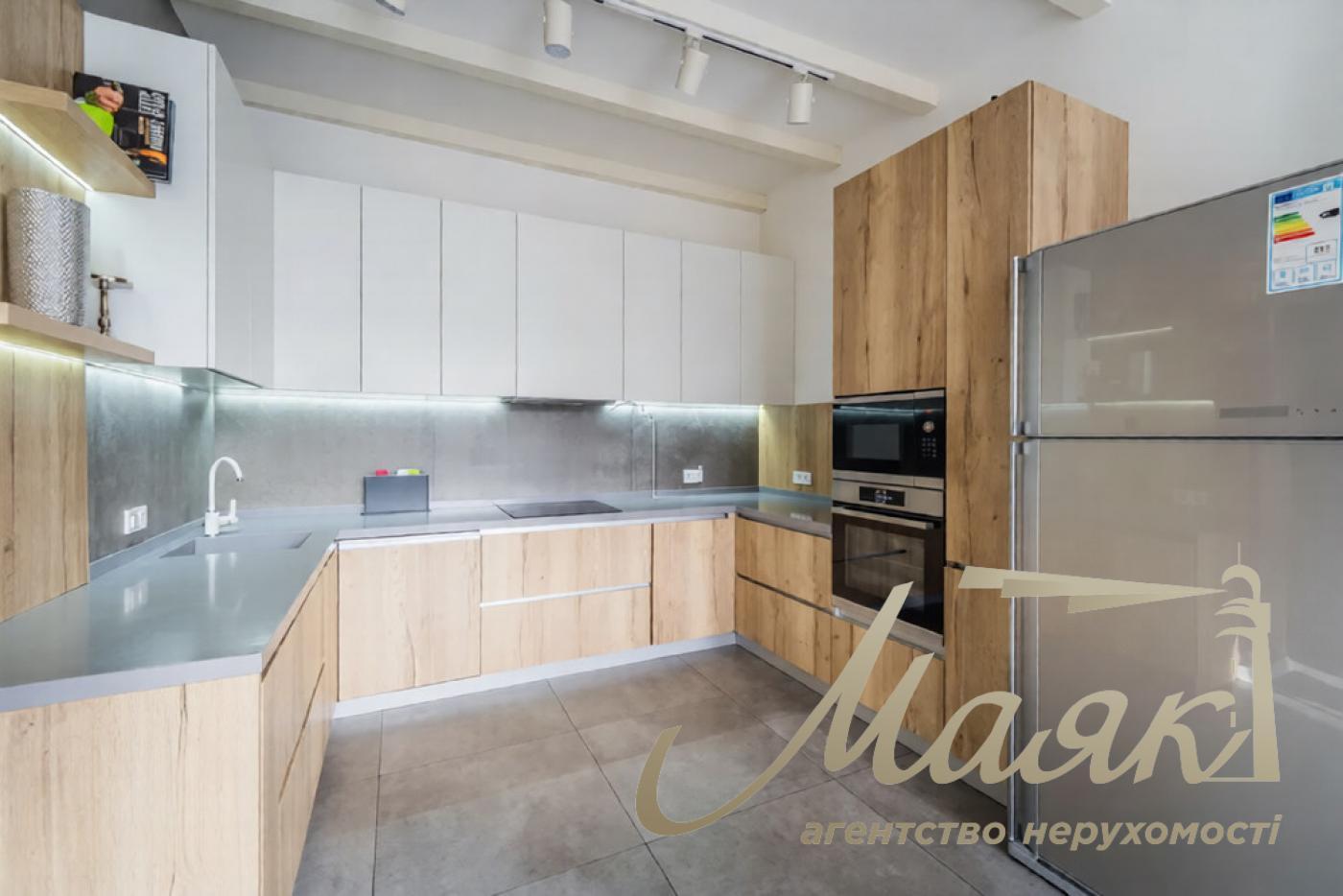 Продаж будинку 250м² у Конча-Заспі, Козин, Київська область