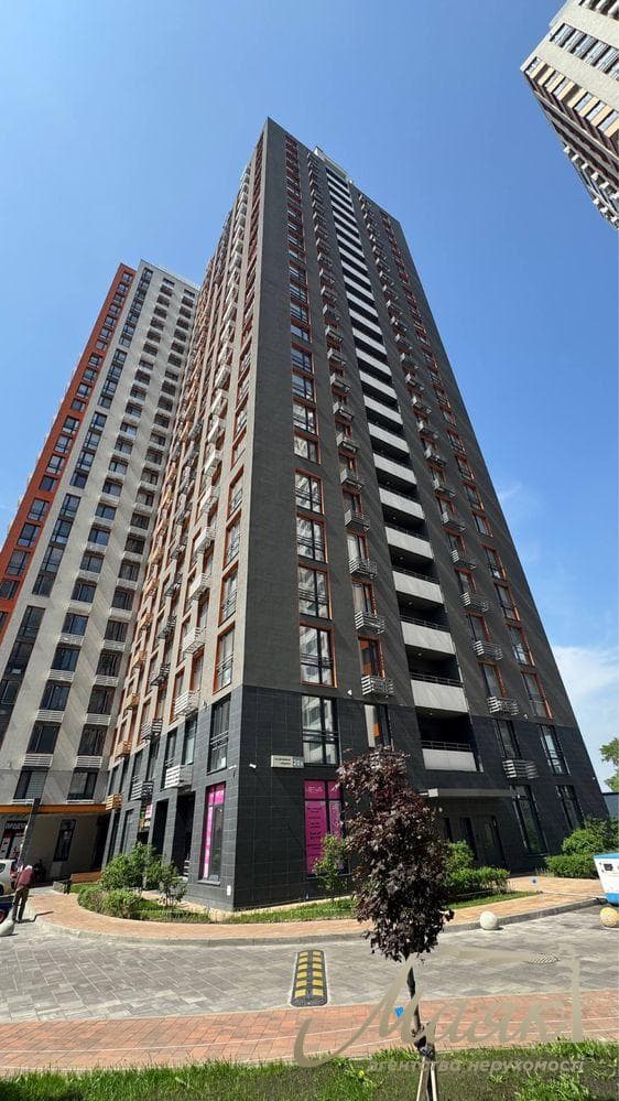 Продаж квартири площею 64 м², ЖК «Севен»