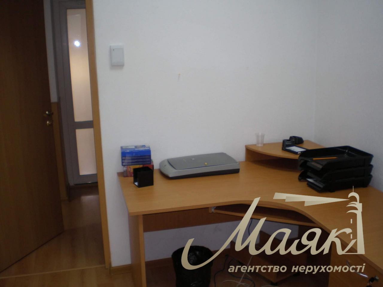 Продажа элитного здания 1005 кв.м на Воздвиженке.