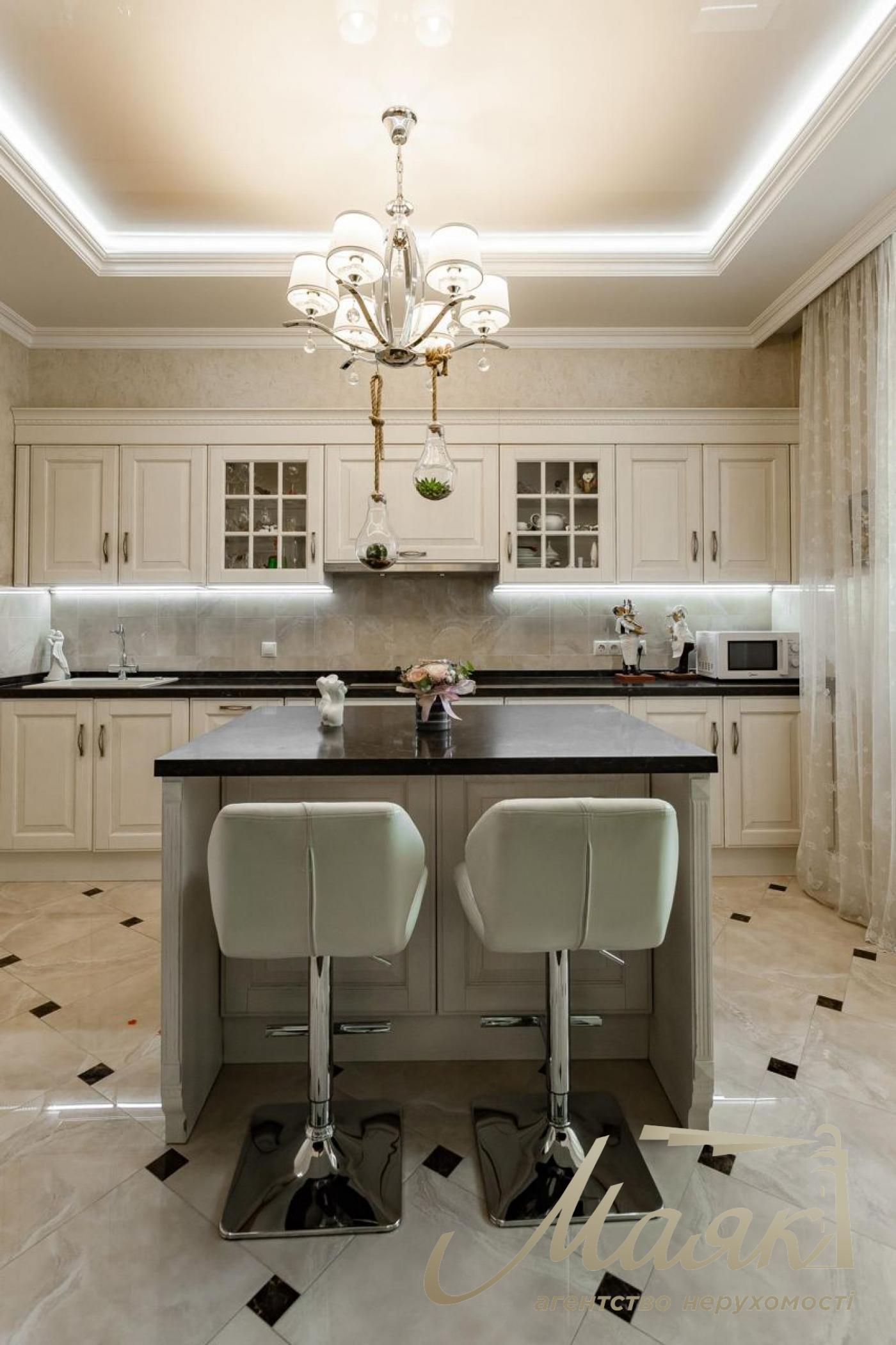 Оренда 2-кімнатної квартири (148м2) ЖК Новопечерські Липки, вул. Драгомирова