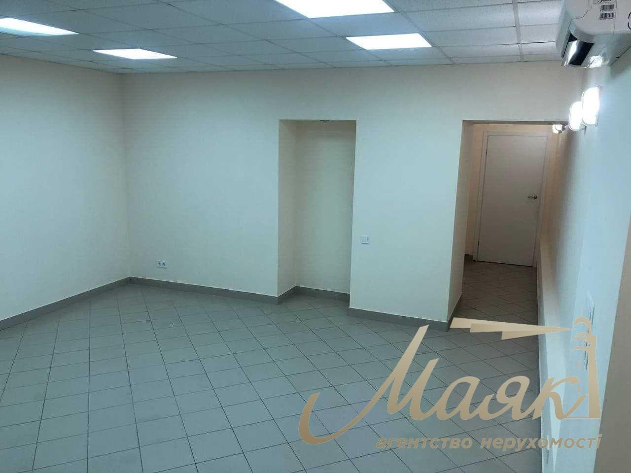 Оренда торгового приміщення на вул. Антоновича, Центр, Київ