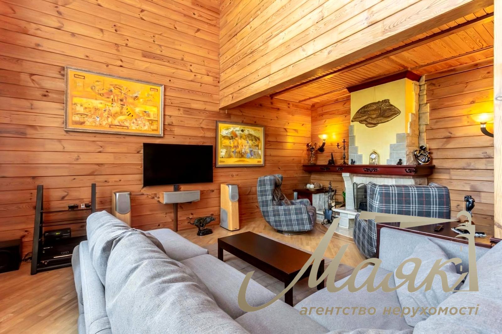 Оренда будинку 250м2 в с. Романків вул. Центральна