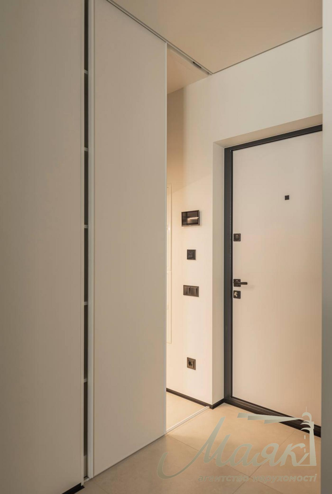 Rent 1-bedroom apartment in Fine Town Residential Complex, Salutnaya Street 2