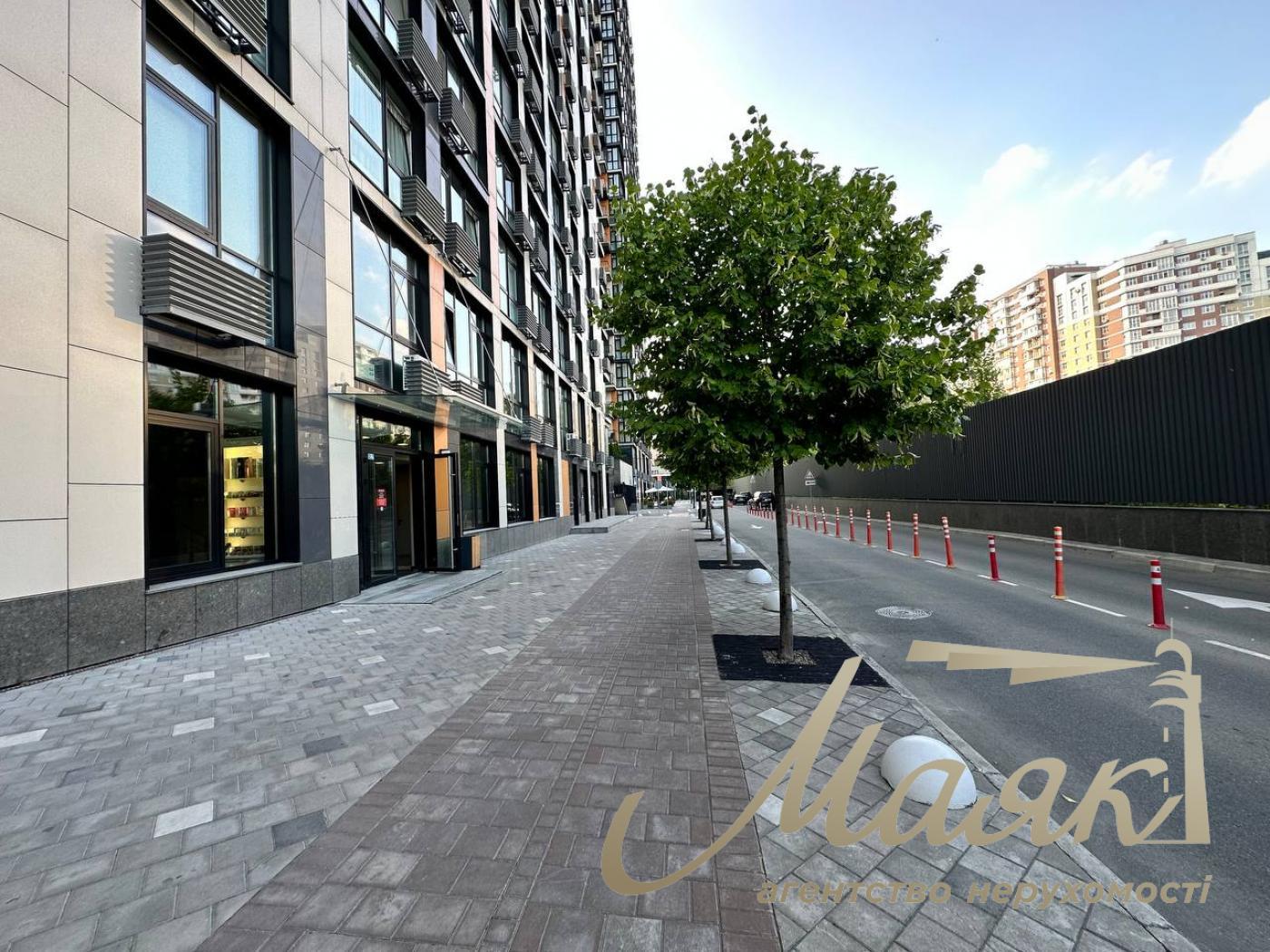 Sale of facade premises 141m2 in residential complex French Quarter 2, Predslavinskaya St., Center, Kyiv