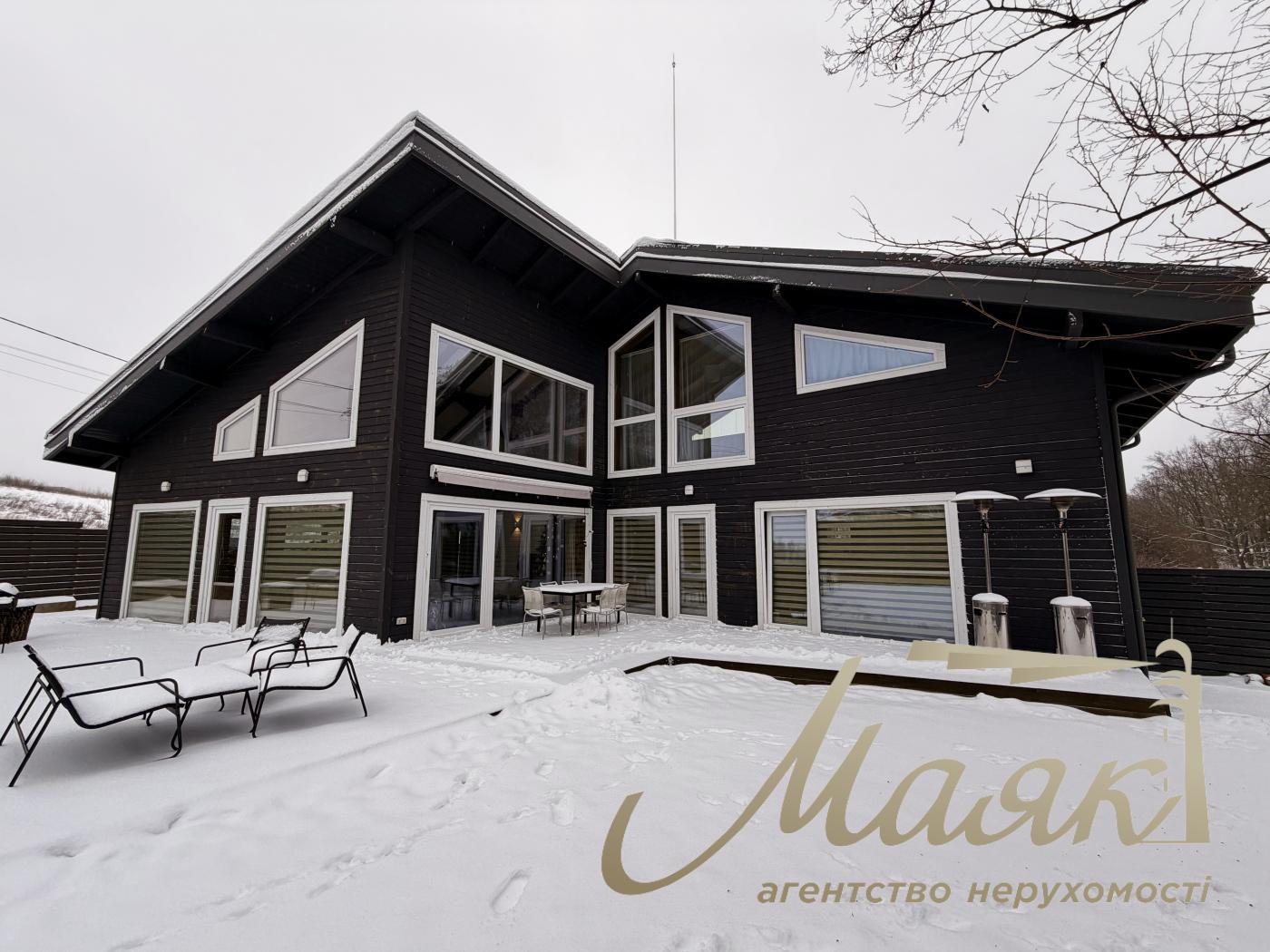 House for rent in Lesniki village near the prestigious Equides Club and Golf Club