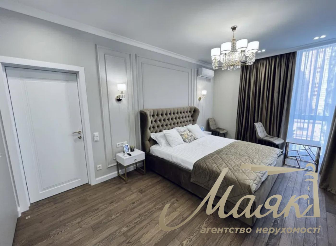 Продаж 3-кімнатної квартири в ЖК Французький квартал 2, вул. Предлавинська