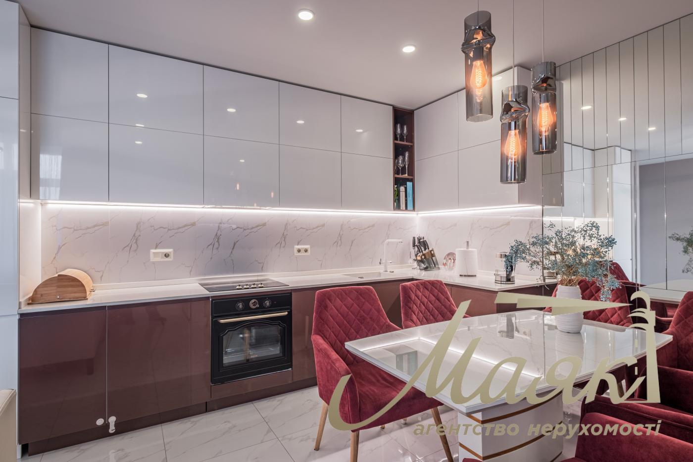 Продаж 2-кімнатної квартири в ЖК "Династія", вул. Липковського, 37-В, Солом'янський район, Київ