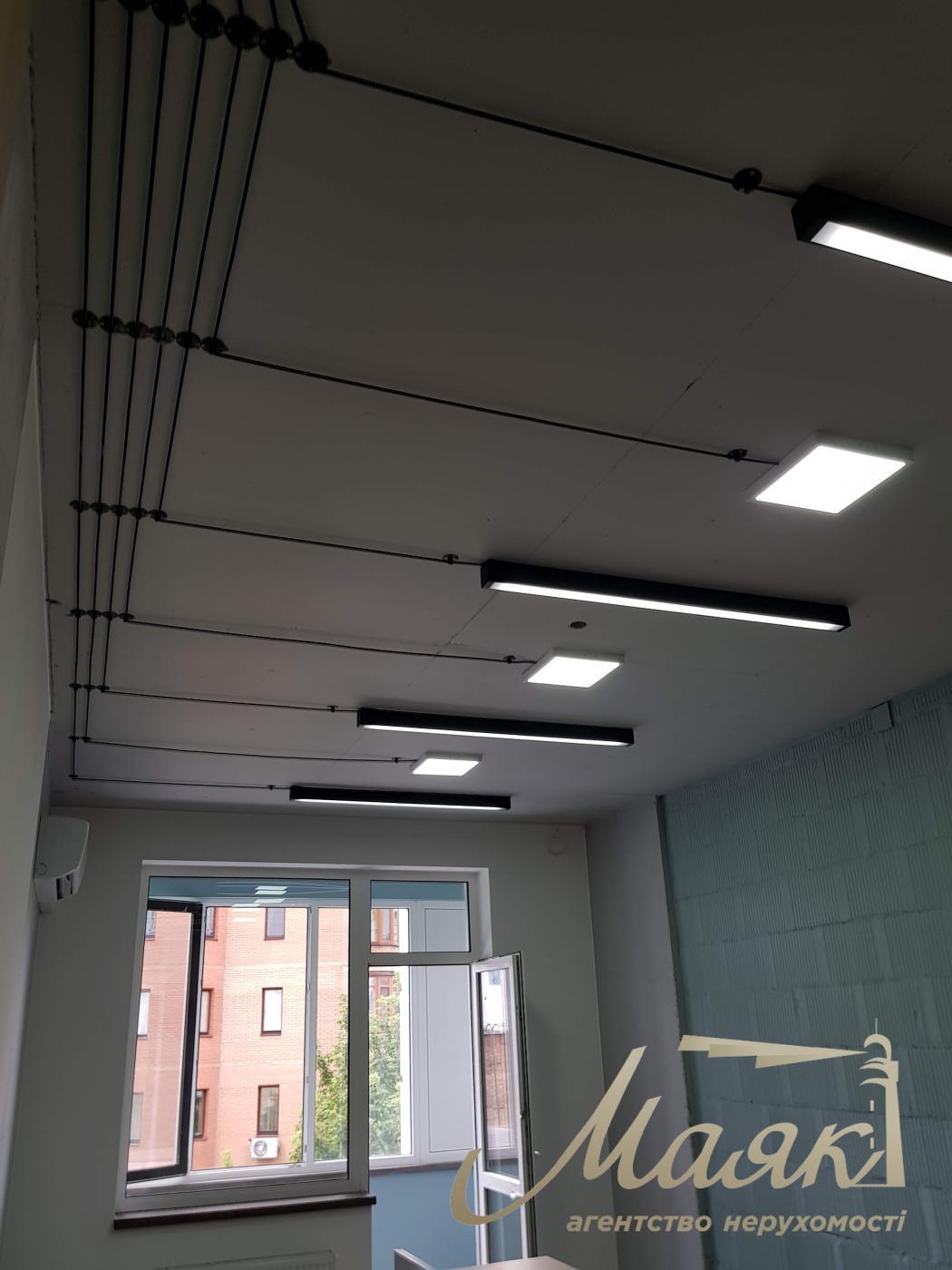 Оренда офісу 95м2 в ЖК Royal Tower вул.Саксаганського 37-К, Олімпійська.