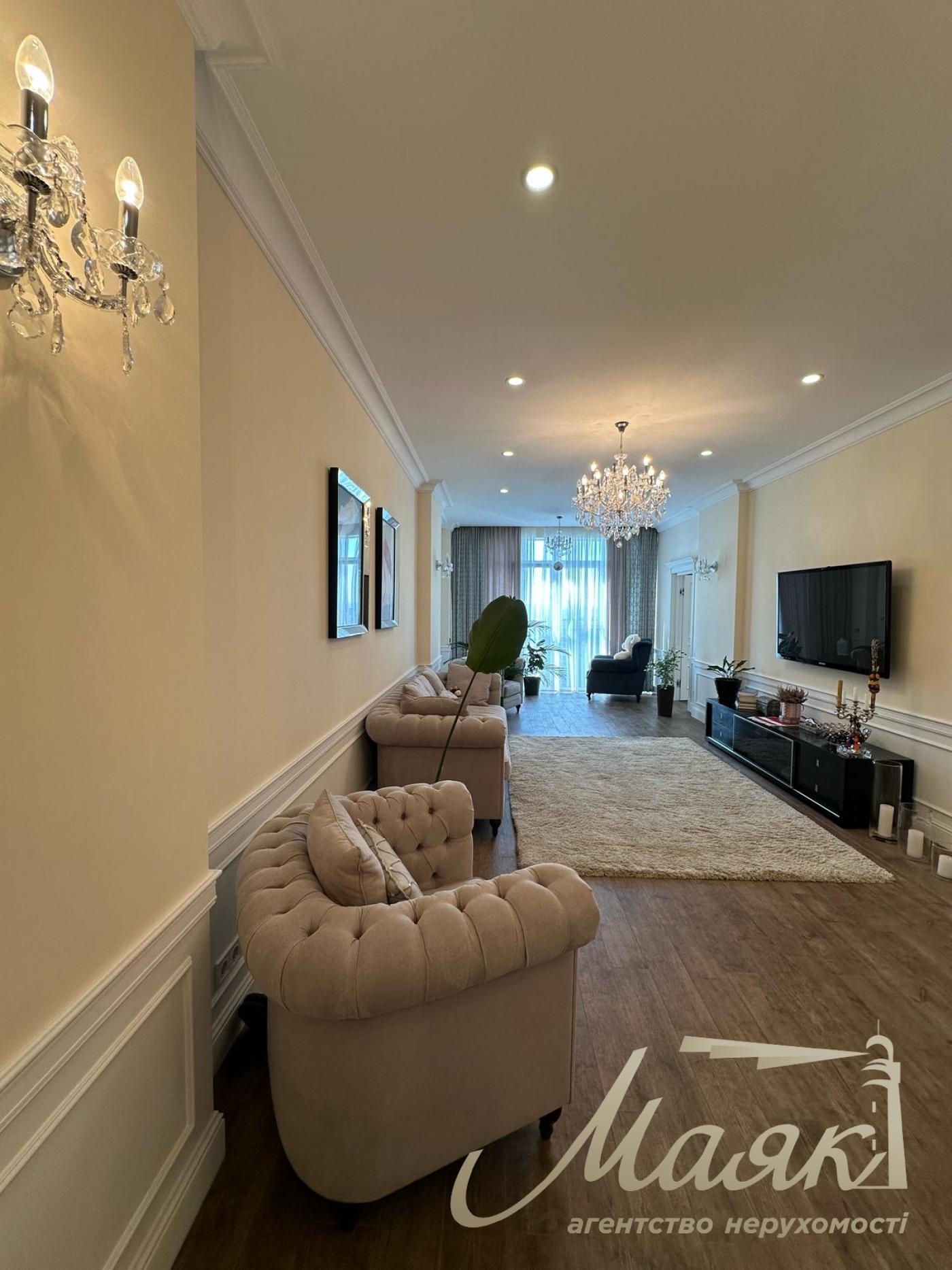 Sale of apartment 156m2 in residential complex Novopecherskie Lipki, Andreya Verkhoglyada st., Pechersk, Kyiv